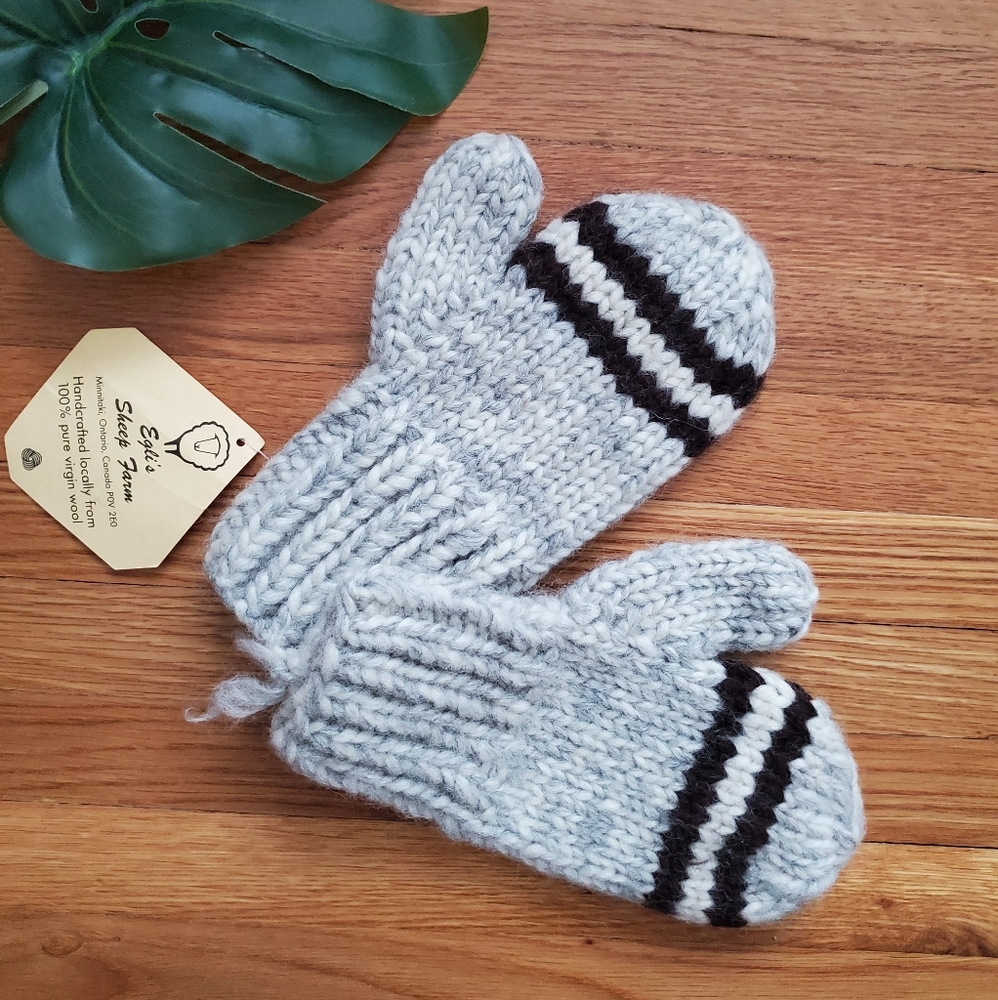 NWT 80s Vintage 100% Wool Nordic Mittens